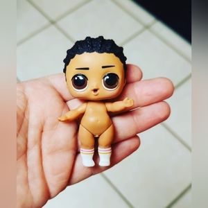 MGA LOL Surprise Dolls Boys Series Dribbles